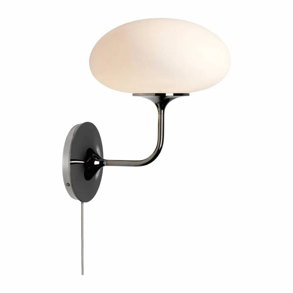 GUBI Stemlite vägglampa Black chrome-opalglas