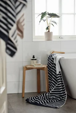 Clearance NJRD Stripes badhandduk 100x150 cm Blå