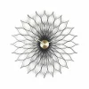 Vitra Sunflower väggklocka Svart ask-Mässing