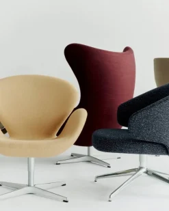 Barn Fritz Hansen Svanen 3320 fåtölj Grace läder walnut-borstad aluminium
