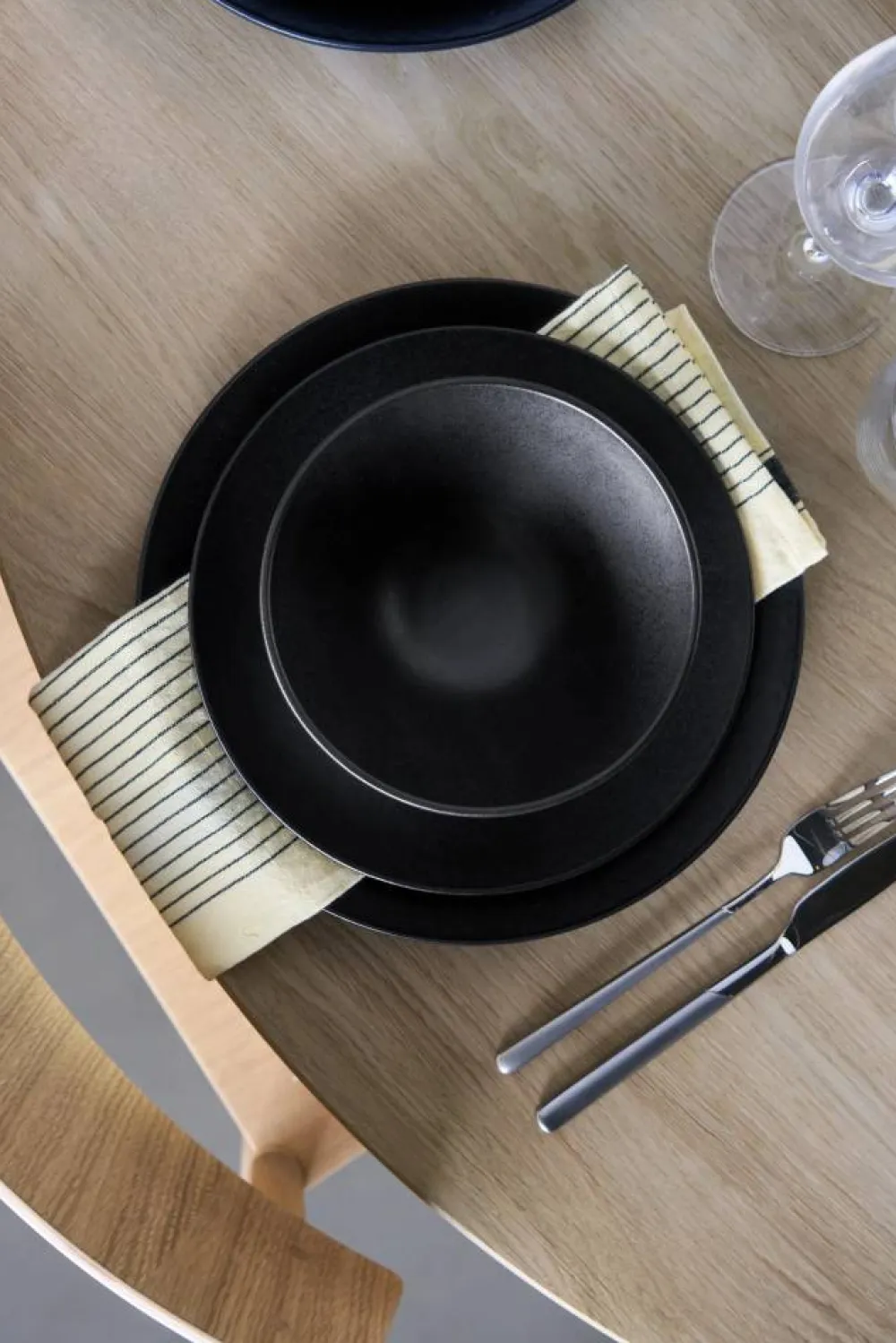 Online Scandi Living Terra soppskål Svart stengods Ø16 cm