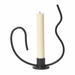 Ferm Living Valse ljusstake low Black