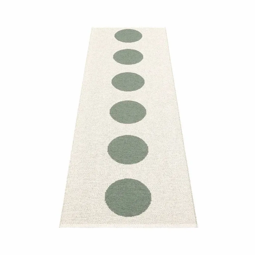 Outlet Pappelina Vera gångmatta army/vanilla 70x150 cm