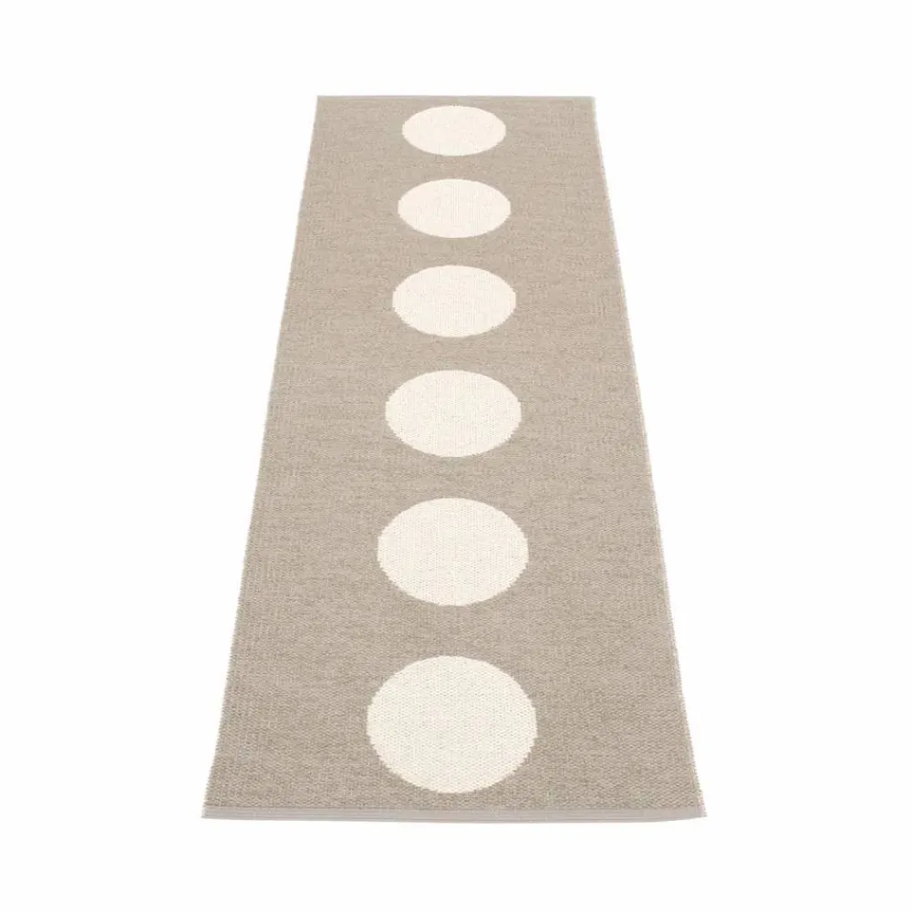 Hot Pappelina Vera gångmatta mud/vanilla 70x225 cm