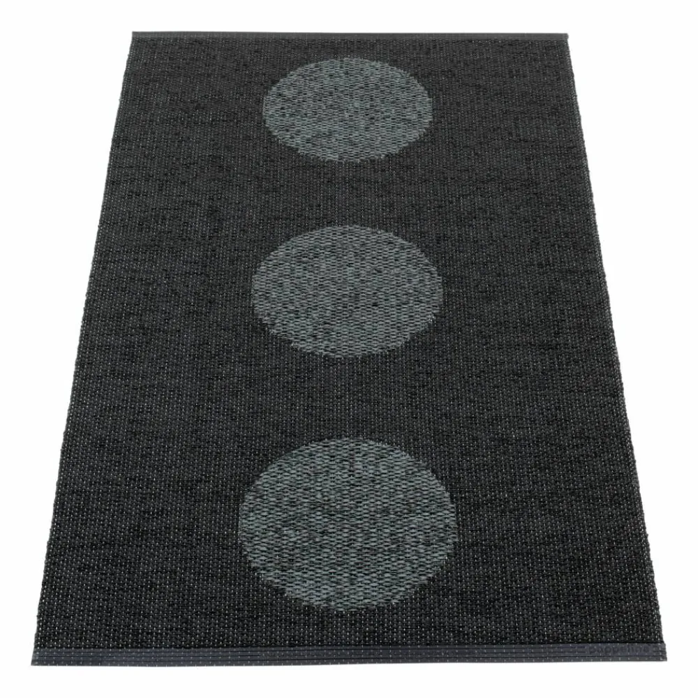 Best Pappelina Vera 2.0 plastmatta black-black metallic 70x120 cm