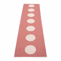 Pappelina Vera Pop matta Blush-pearl pink 280x70 cm